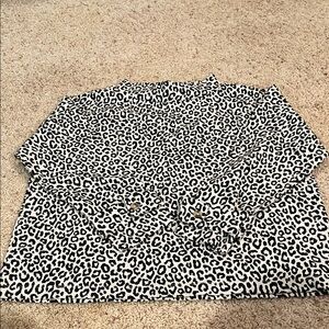 Women’s Ann Taylor top